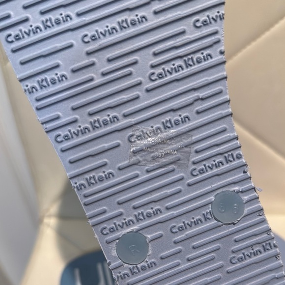 Calvin Klein Blue Sandals Modern Thong Style - Picture 5 of 5